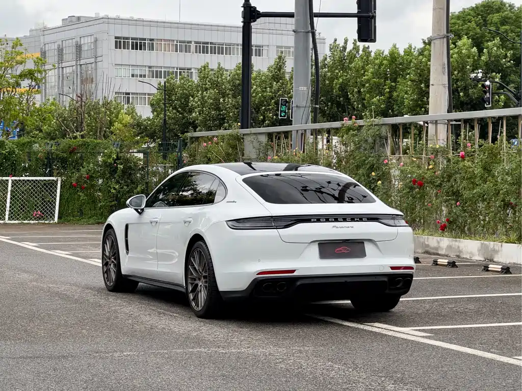 Porsche Panamera — миниатюра 6