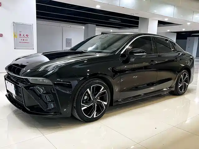 2024 Lynk & Co 03