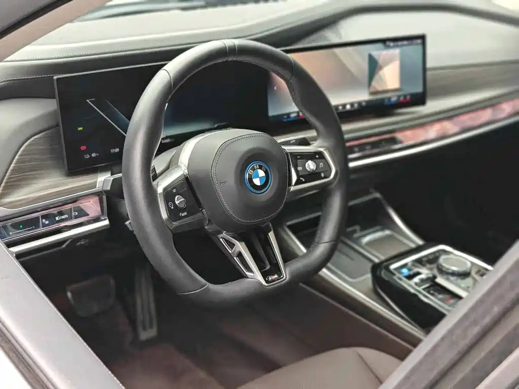 BMW i7 2023 eDrive50L Lead M Sport