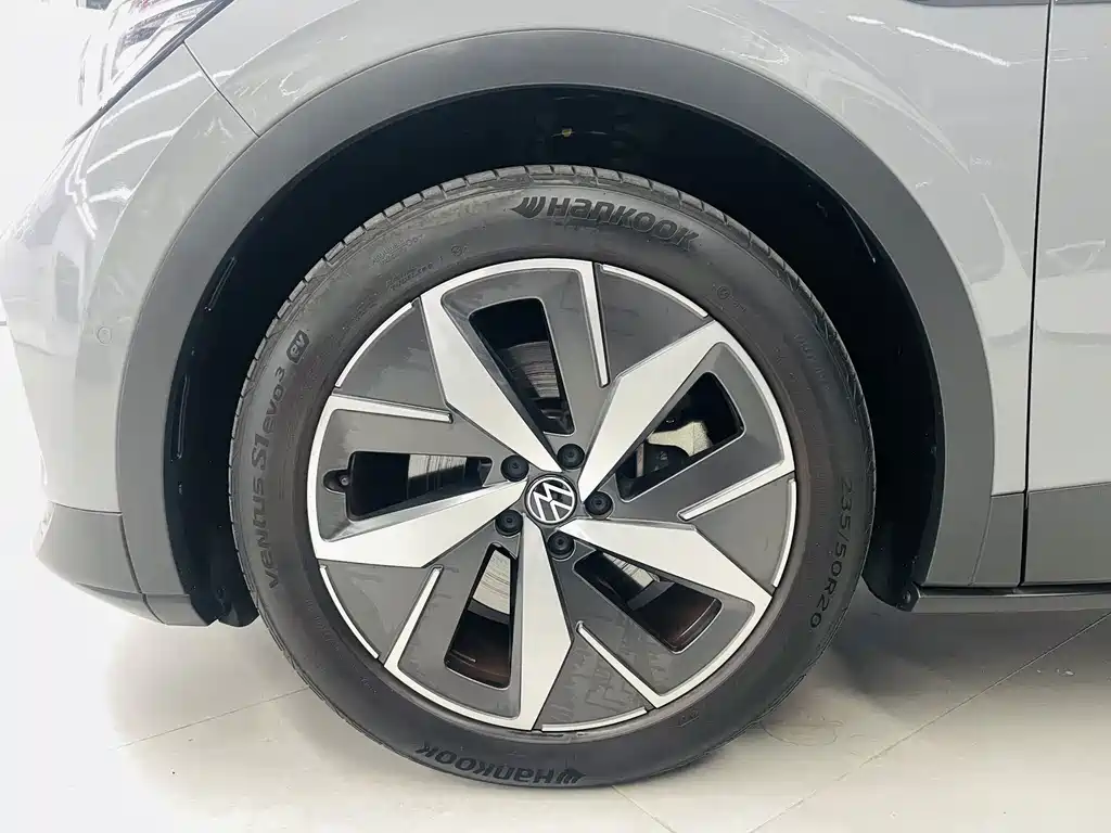Volkswagen ID.4 Crozz — миниатюра 3