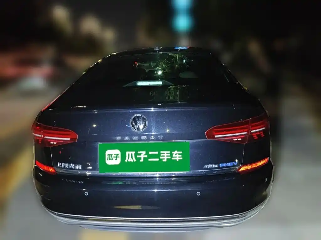 Volkswagen Passat PHEV — миниатюра 3