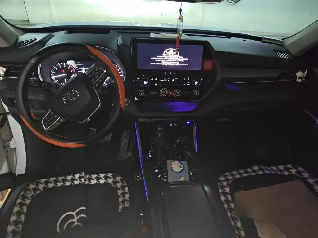 Toyota Highlander — миниатюра 13