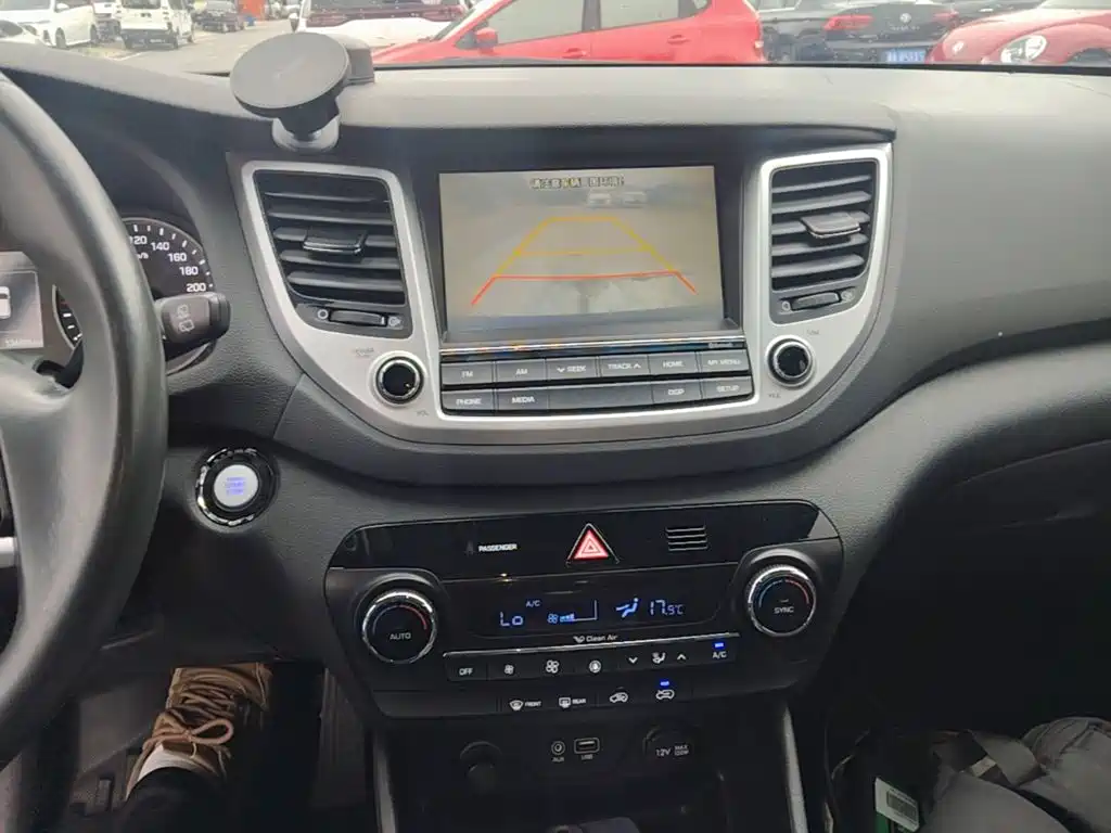 Hyundai Tucson — миниатюра 13