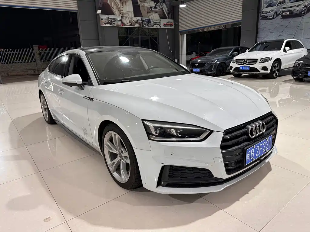 Audi A5 (Import)
