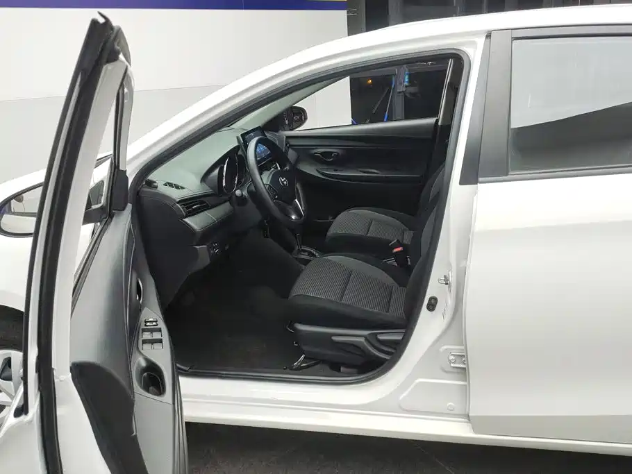 Toyota Vios — миниатюра 9