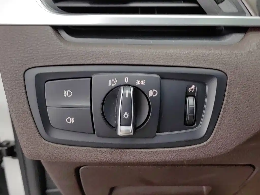 BMW X1 — миниатюра 21