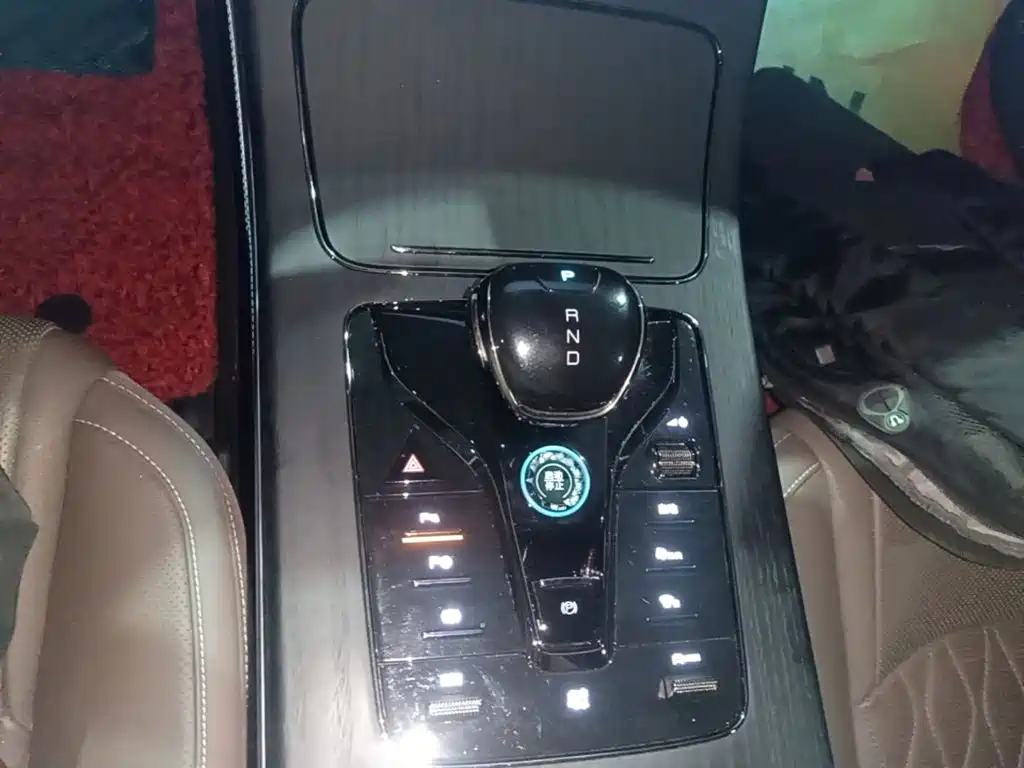 BYD Han — миниатюра 14
