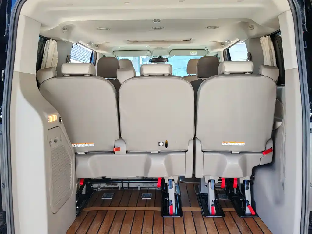 Ford Tourneo 2020 2.0T AT VI