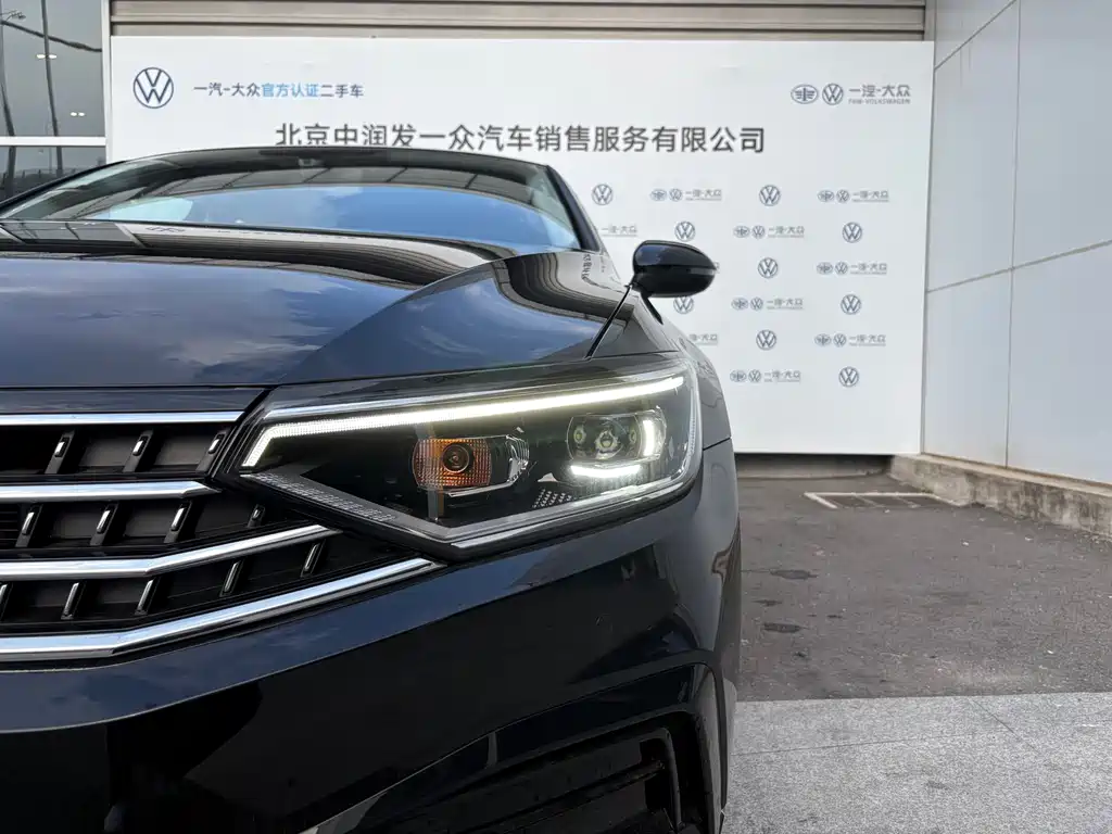 Volkswagen Magotan — миниатюра 2