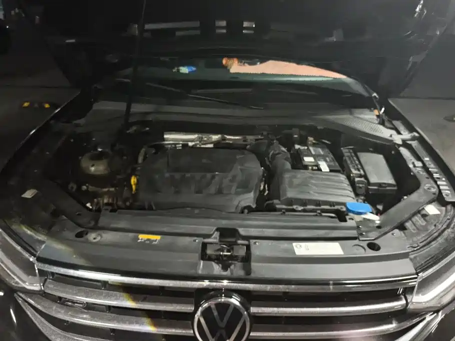 Volkswagen Tiguan L — миниатюра 10