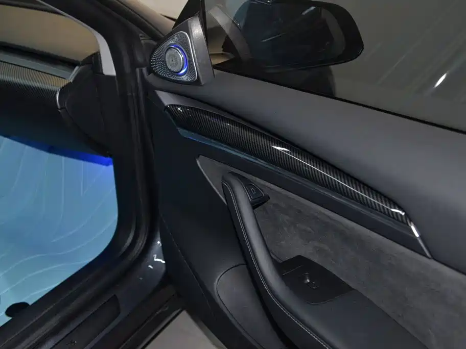 Tesla Model 3 — миниатюра 19