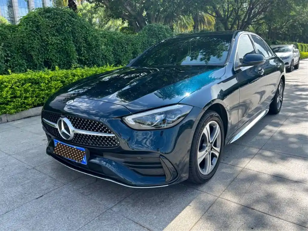 Mercedes-Benz C-Class 2022