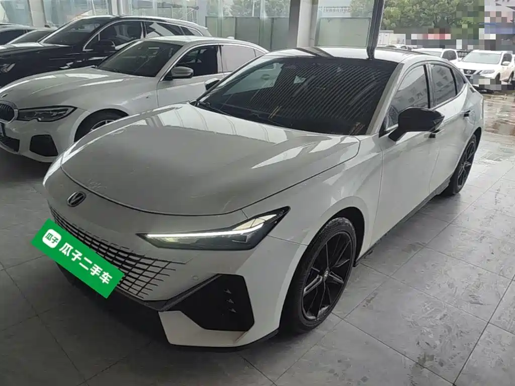 Changan UNI-V 2023