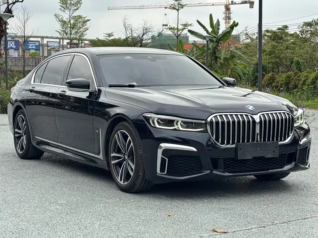 BMW 7 Series 7 2021 730Li M Sport