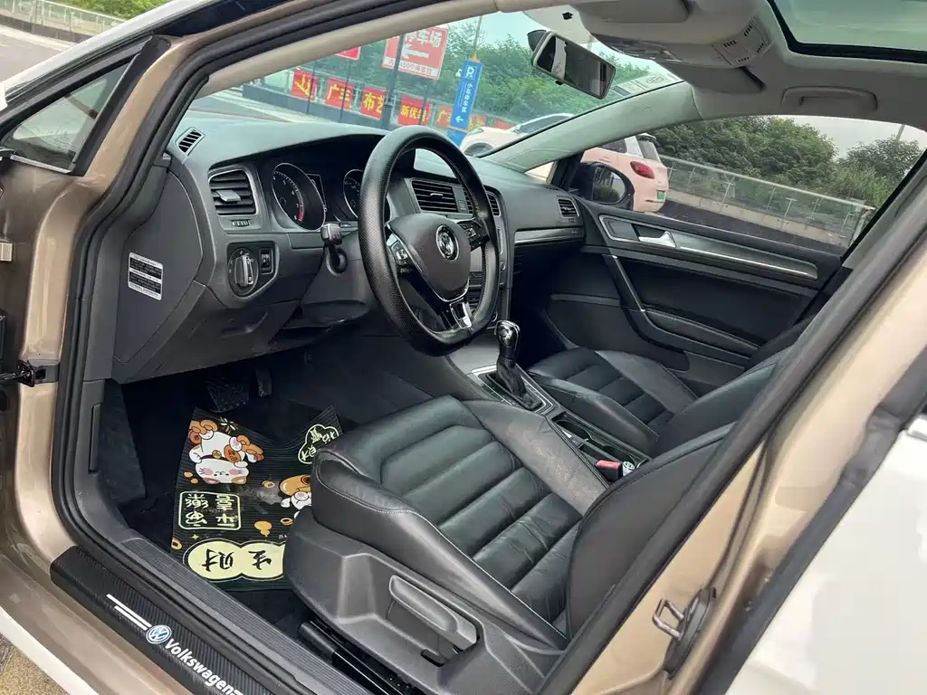 Volkswagen Golf — миниатюра 4