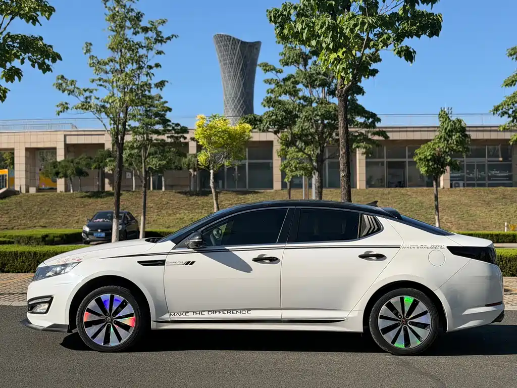 Kia K5 — миниатюра 6