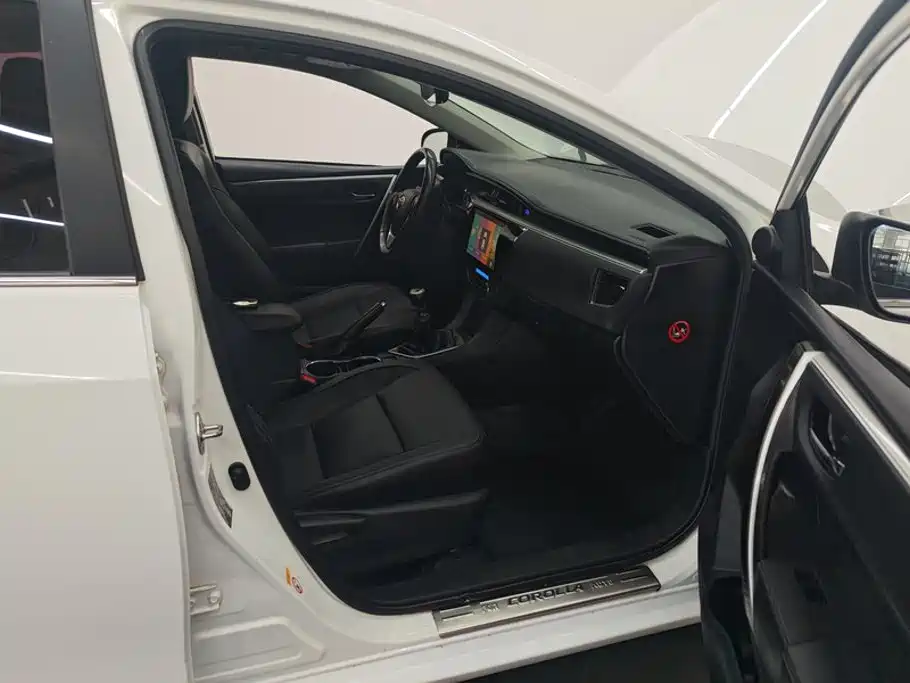 Toyota Corolla — миниатюра 8