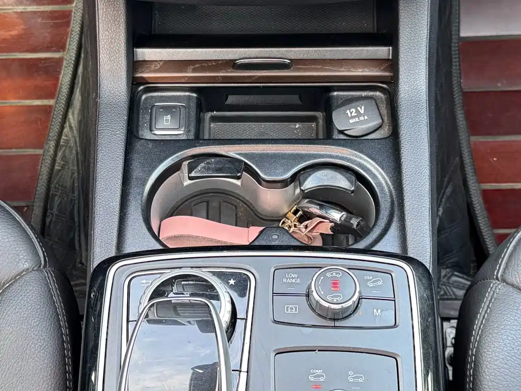 Mercedes-Benz GLS — миниатюра 13