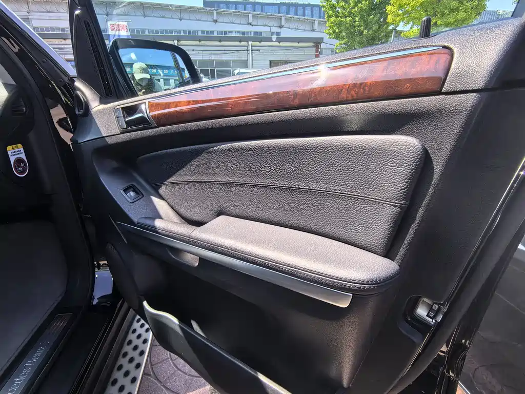 Mercedes-Benz M 2008 ML 500 4MATIC