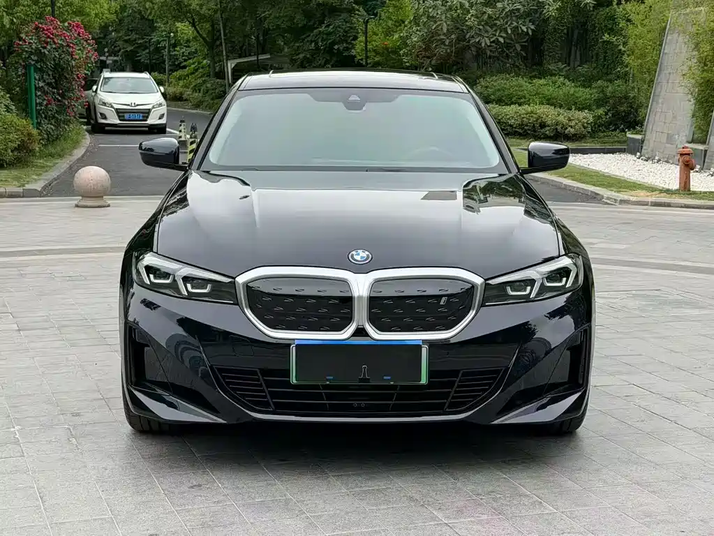 BMW i3 2023