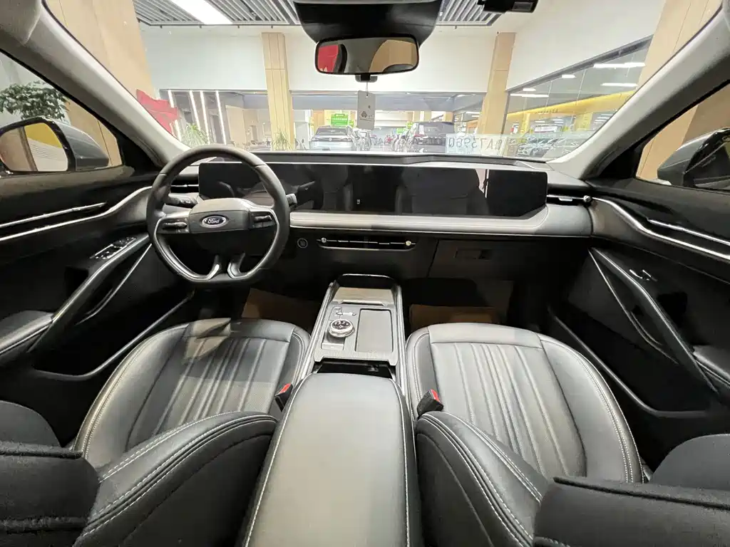 Ford Mondeo — миниатюра 10