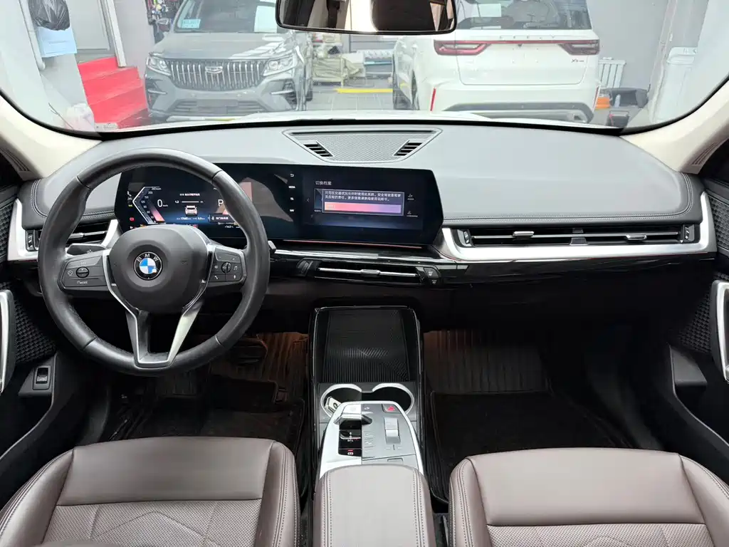 BMW X1 2023 sDrive20Li X