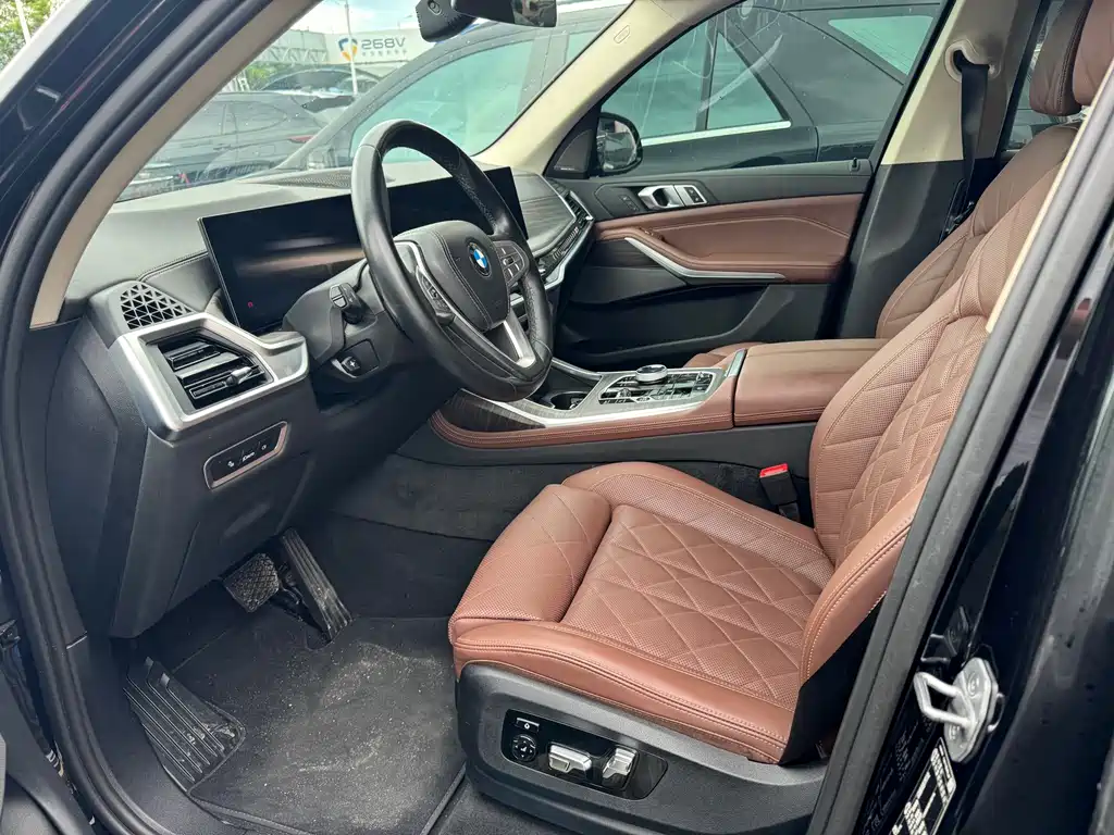 BMW X7 — миниатюра 3