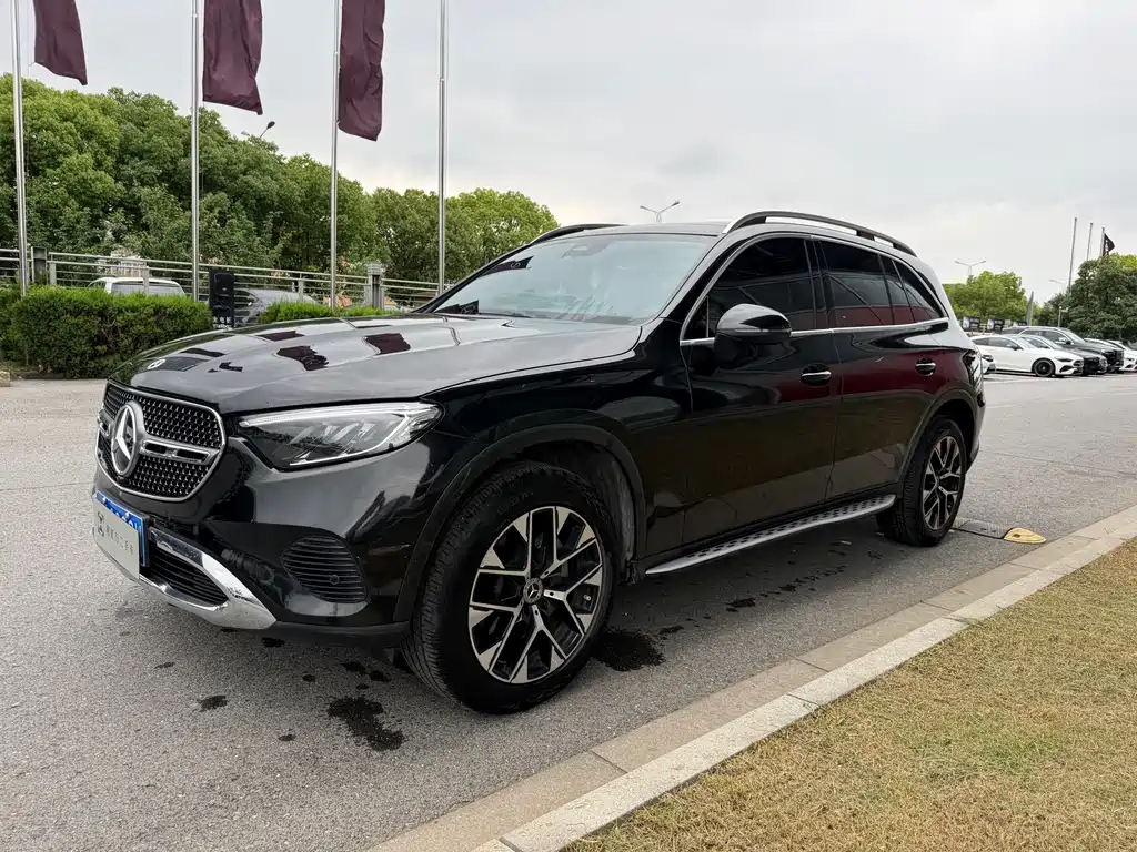 Mercedes-Benz GLC 2024 GLC 260 L 4MATIC 5 мест