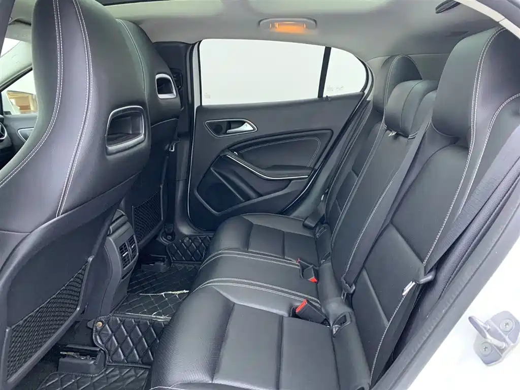 Mercedes-Benz GLA 2019 GLA 200