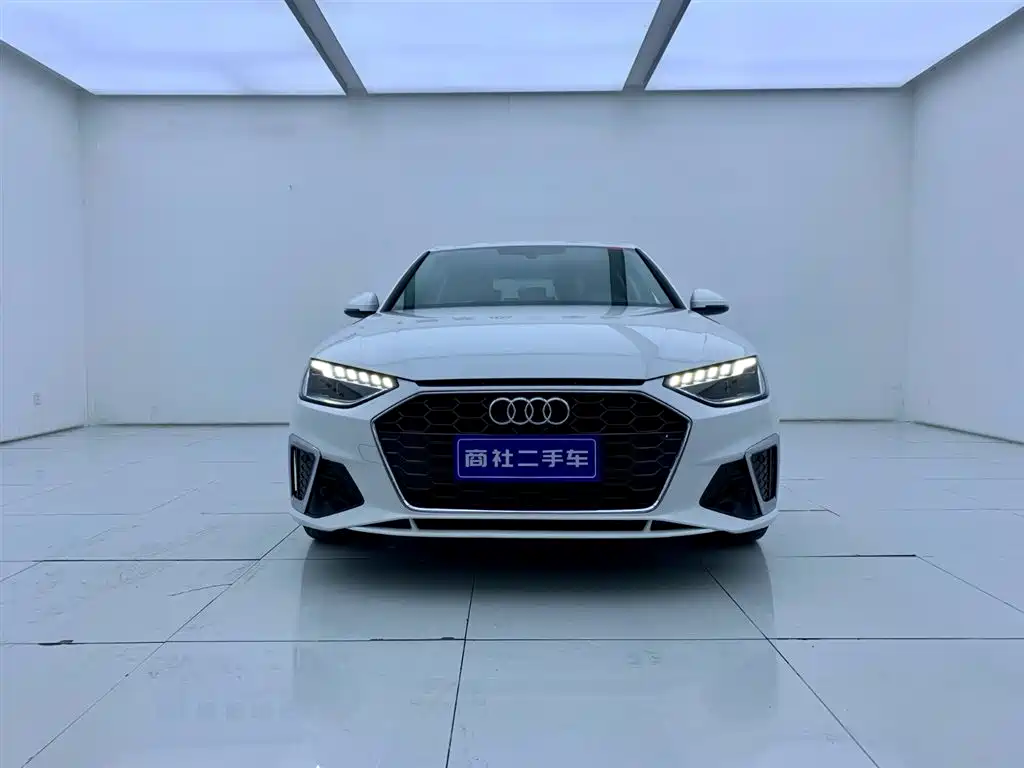Audi A4L 2023 40 TFSI Fashion