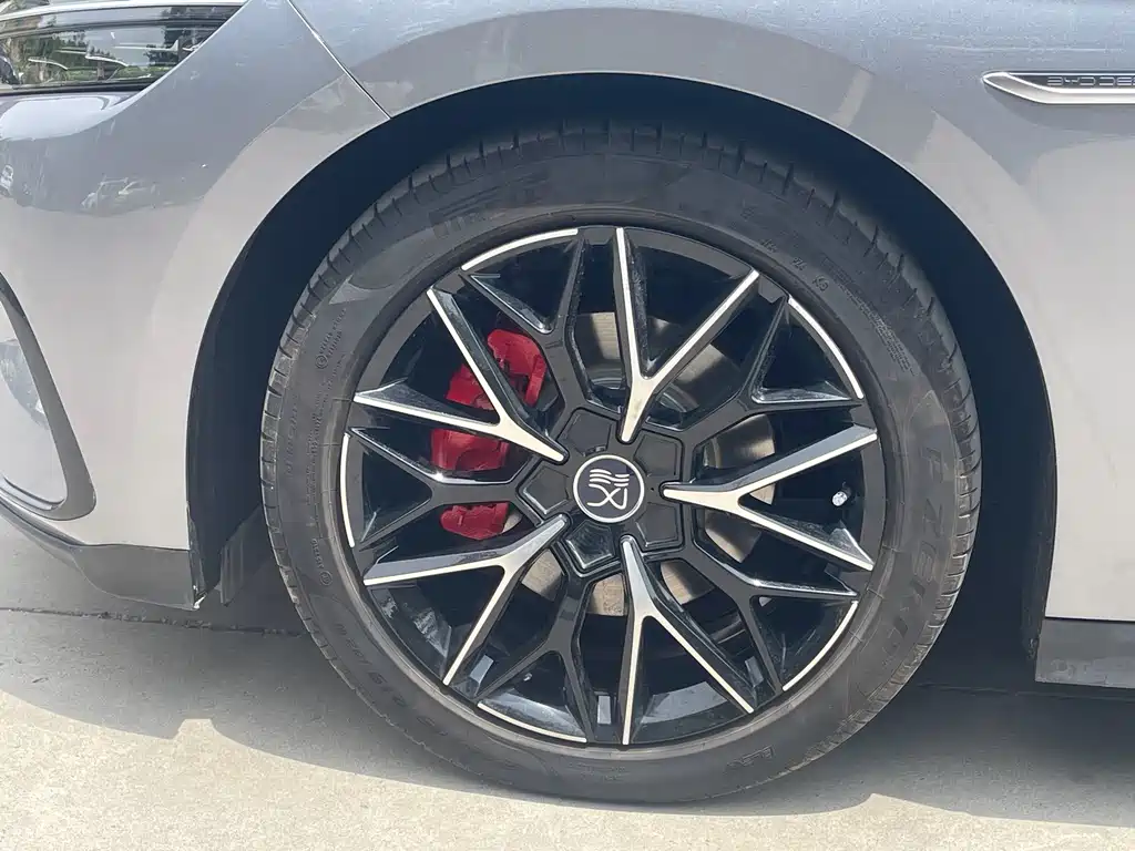 BYD Han — миниатюра 16