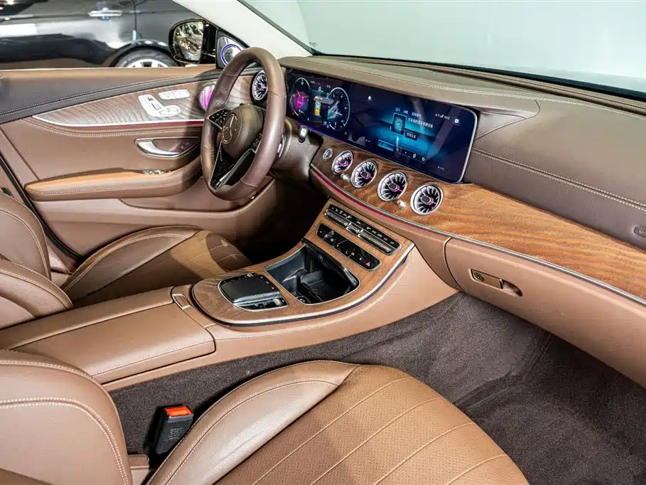 Mercedes-Benz E-Class E 2023 E 300 L Luxury