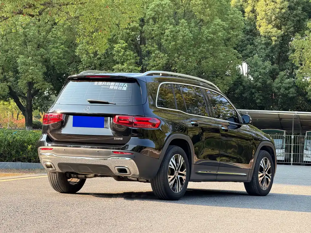 Mercedes-Benz GLB — миниатюра 6