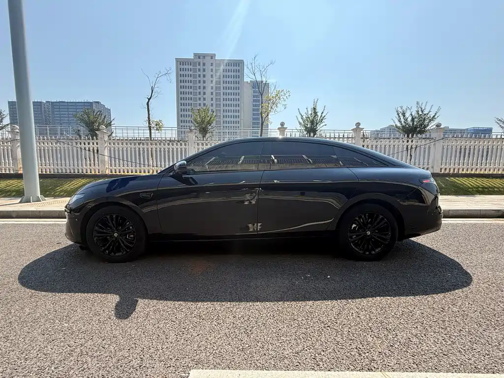 Leapmotor Leapmotor C01 — миниатюра 7