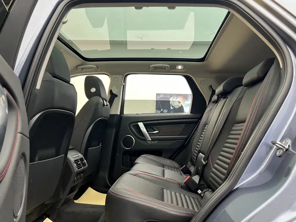 Land Rover Discovery Sport — миниатюра 6