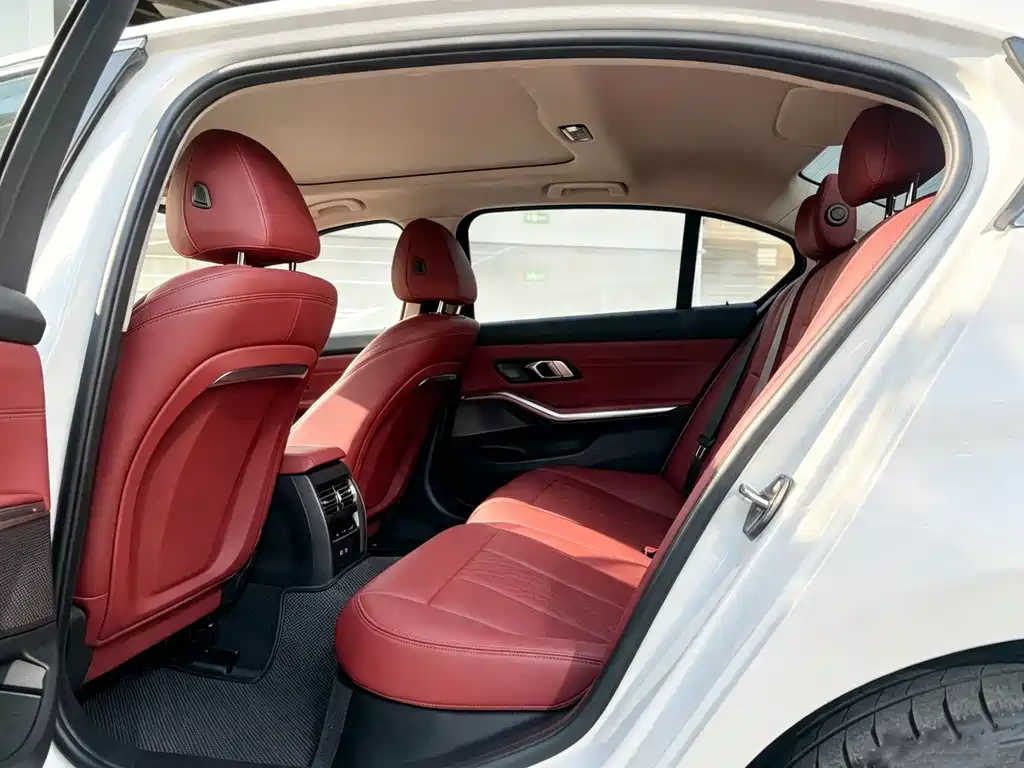 BMW i3 — миниатюра 12
