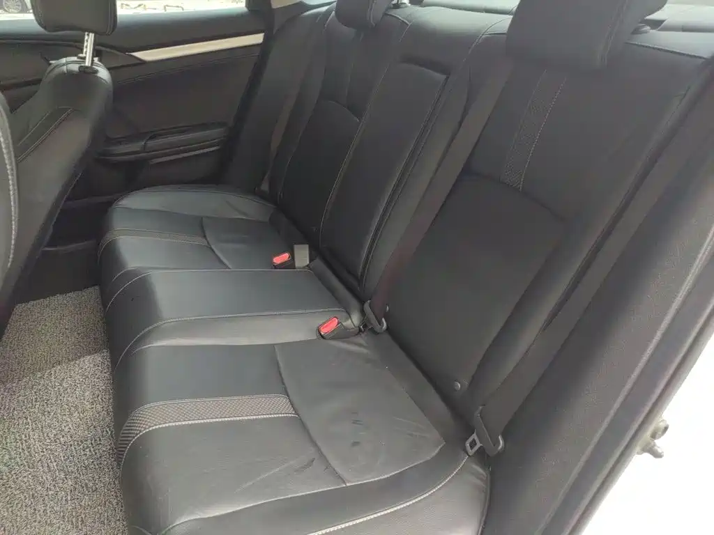 Honda Civic — миниатюра 13