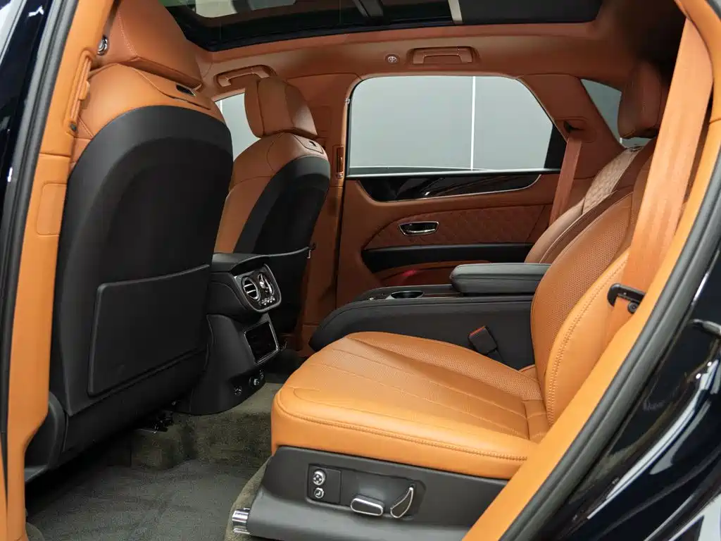 Bentley Bentayga — фотографии объявления, Фото 15