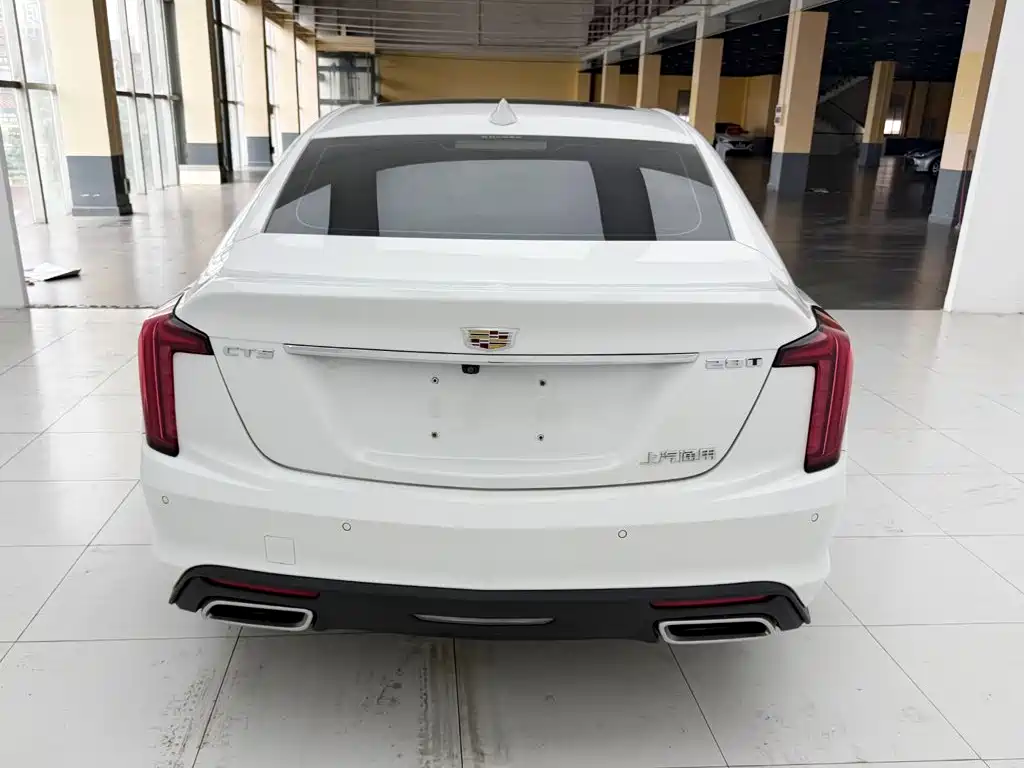 Cadillac CT5 — миниатюра 8