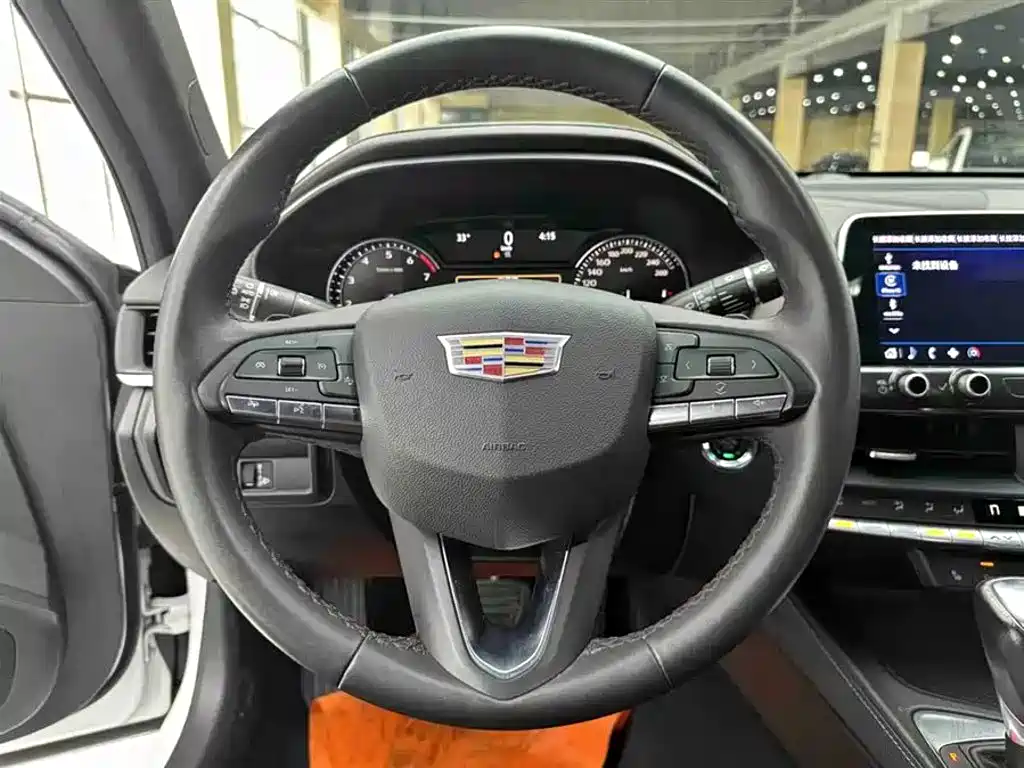 Cadillac CT4 — миниатюра 4