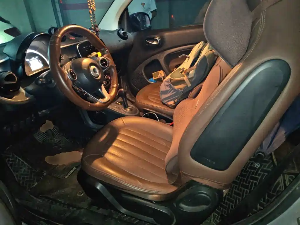 smart Smart Fortwo — миниатюра 16