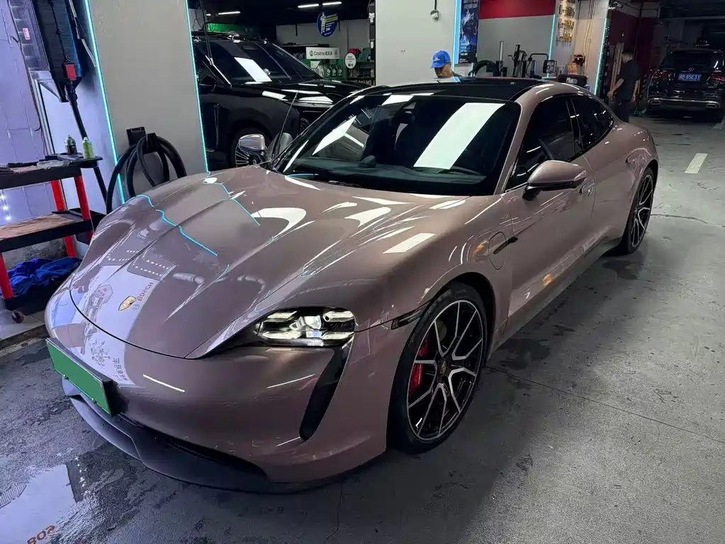 Porsche Taycan