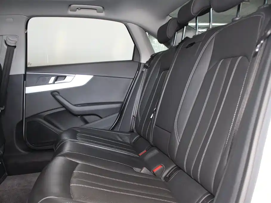 Audi A4L 2024 40 TFSI Fashion