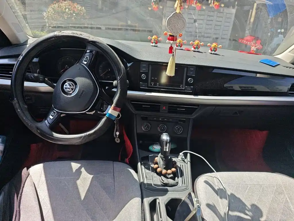 Volkswagen Lavida — миниатюра 13