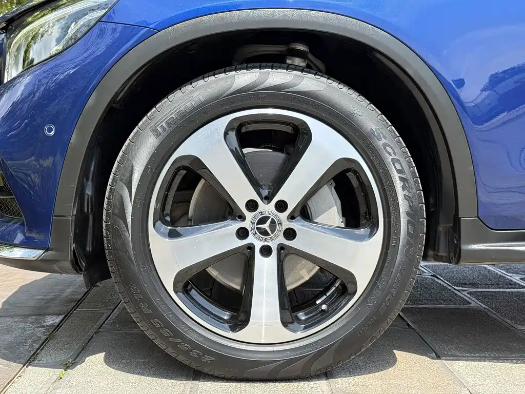 Mercedes-Benz GLC — миниатюра 35