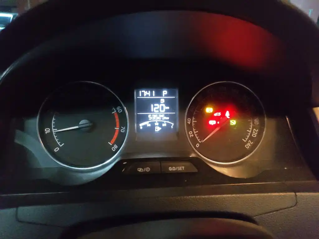 Skoda Rapid Spaceback — миниатюра 12
