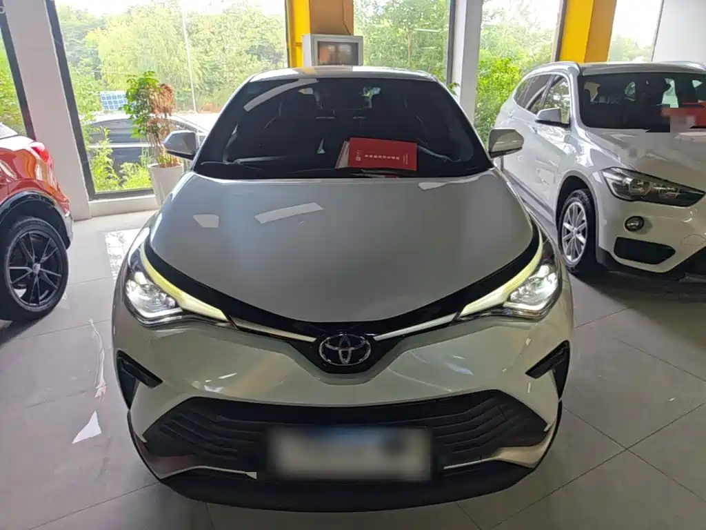 Toyota IZOA — миниатюра 3