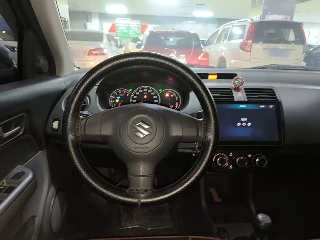 Suzuki Swift — миниатюра 11