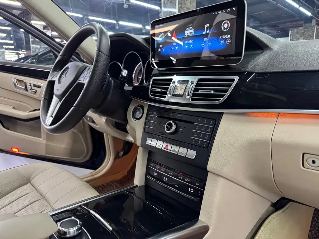 Mercedes-Benz E-Class — миниатюра 10