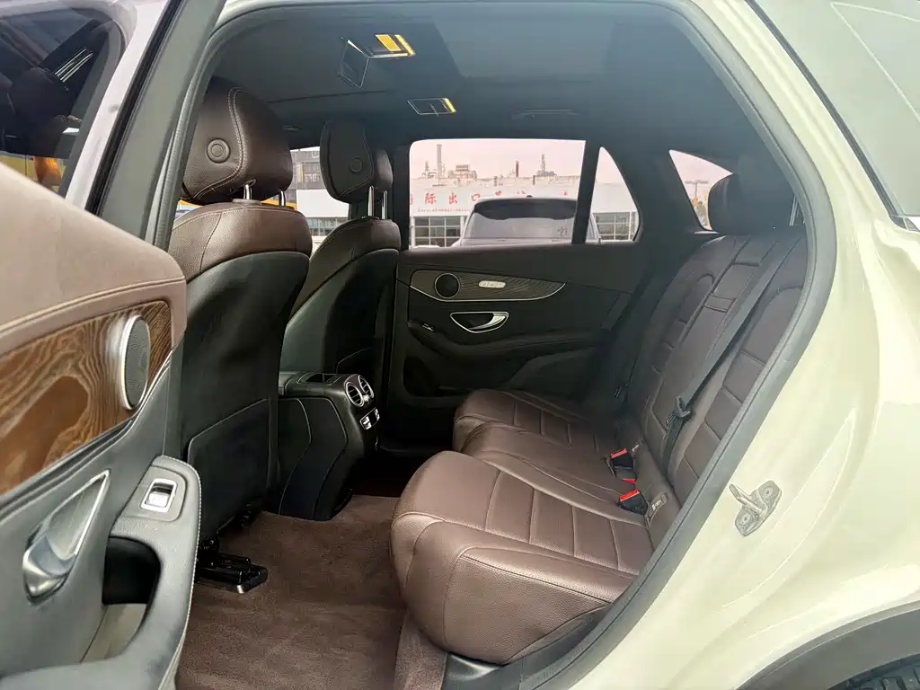 Mercedes-Benz GLC — миниатюра 7